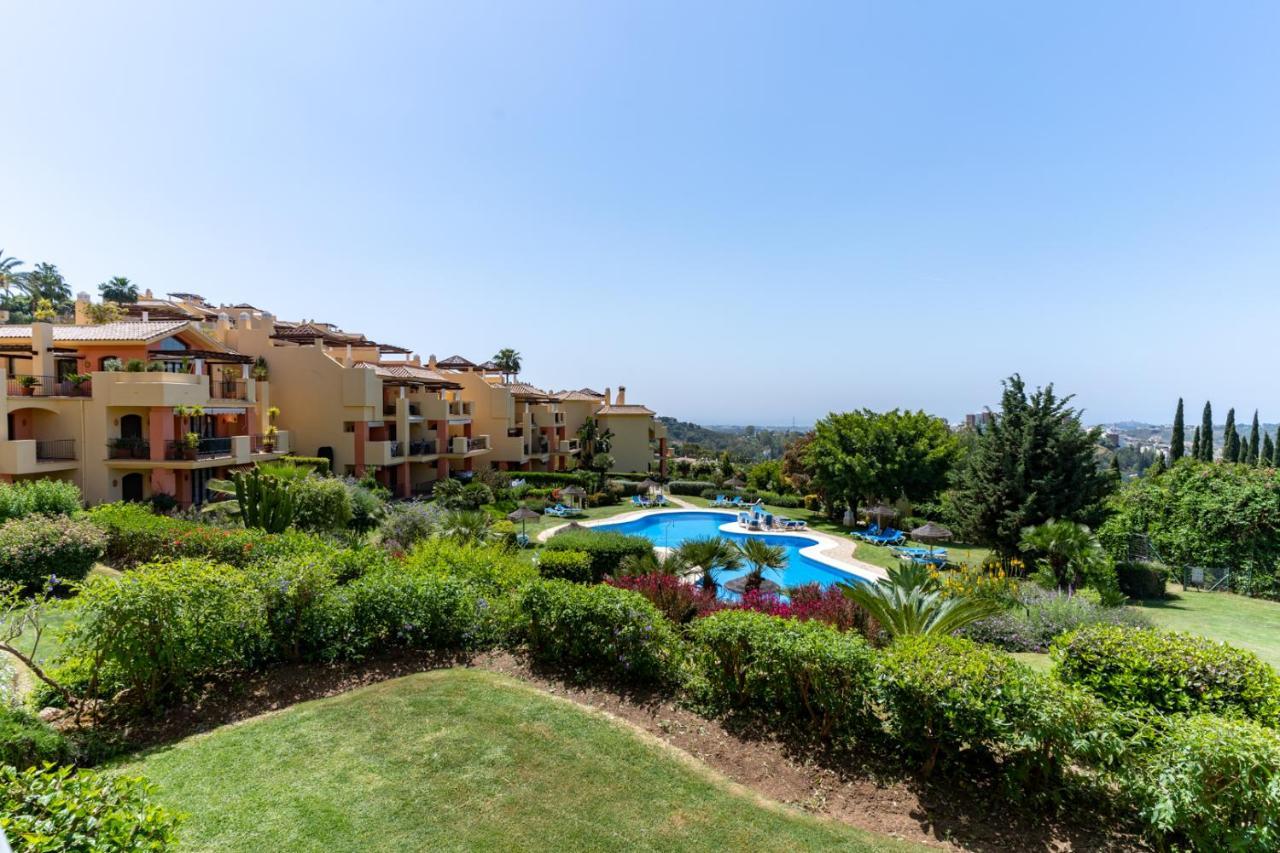 Los Arqueros Golf Apartments Бенахавис Экстерьер фото