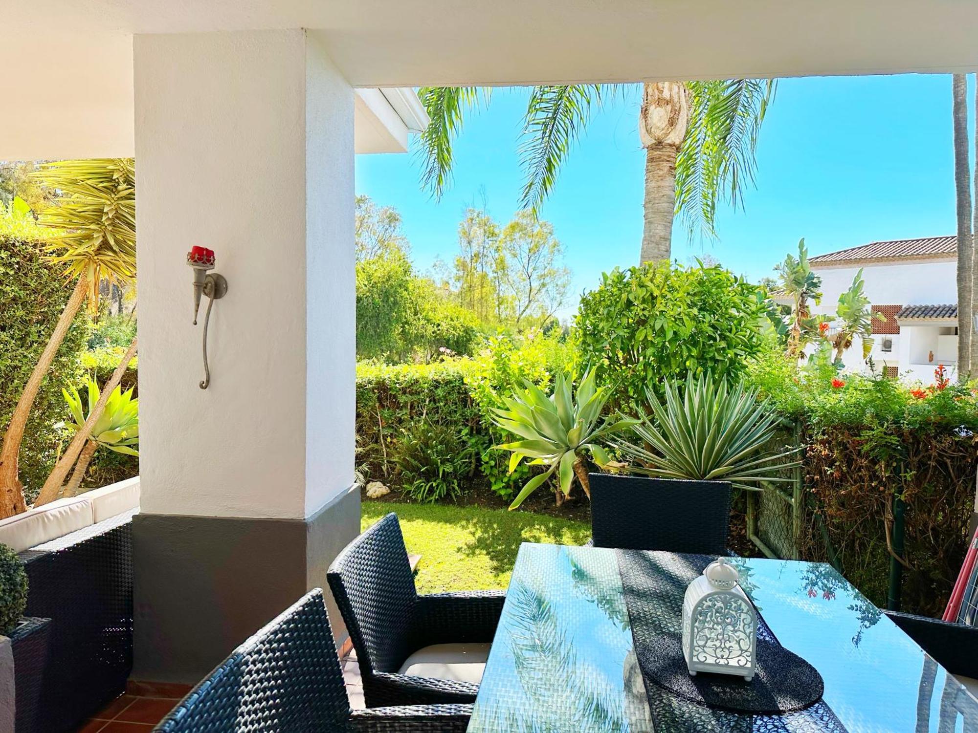 Los Arqueros Golf Apartments Бенахавис Экстерьер фото